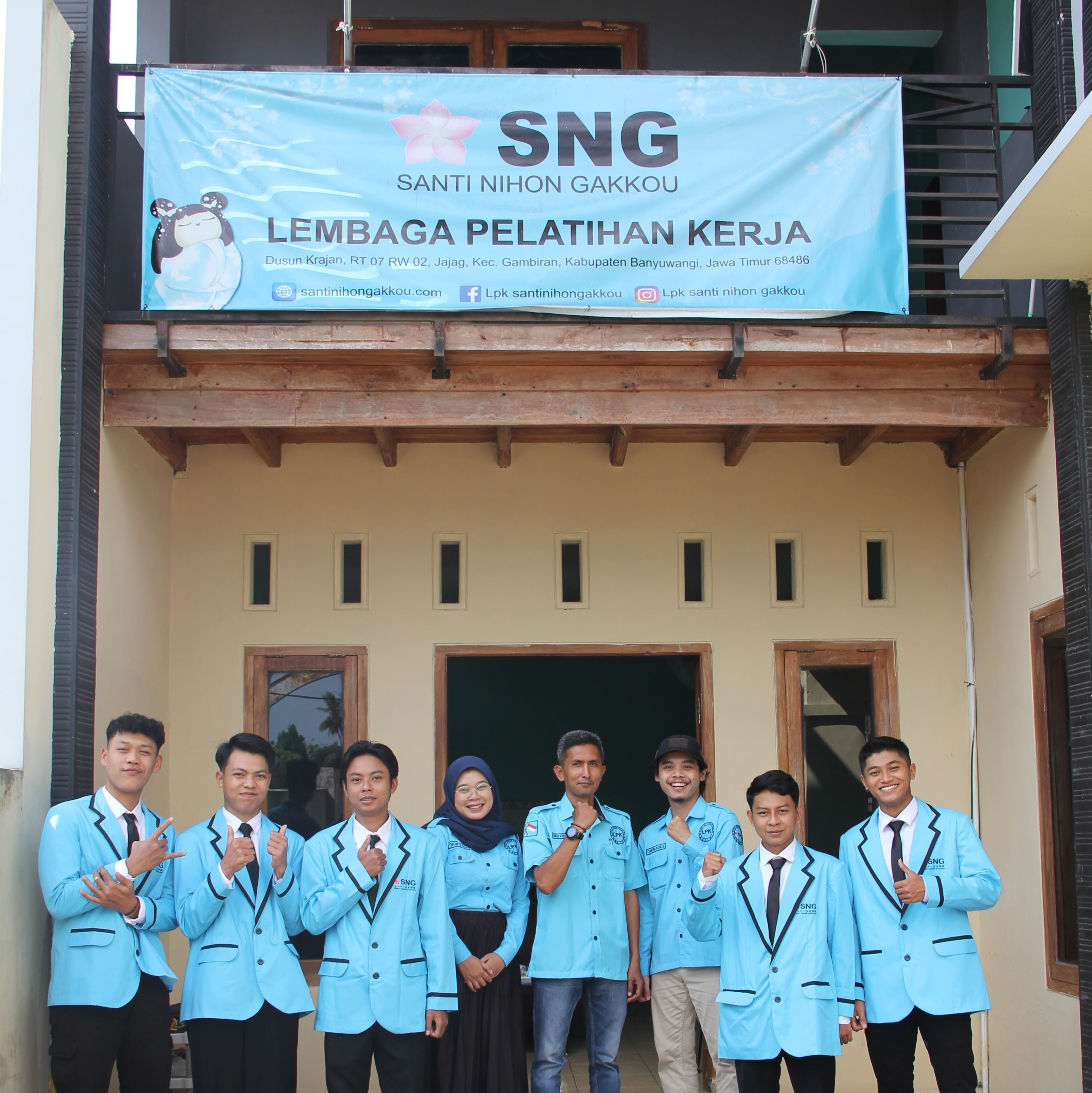 Foto bersama Siswa & Staf LPK Santi Nihon Gakkou